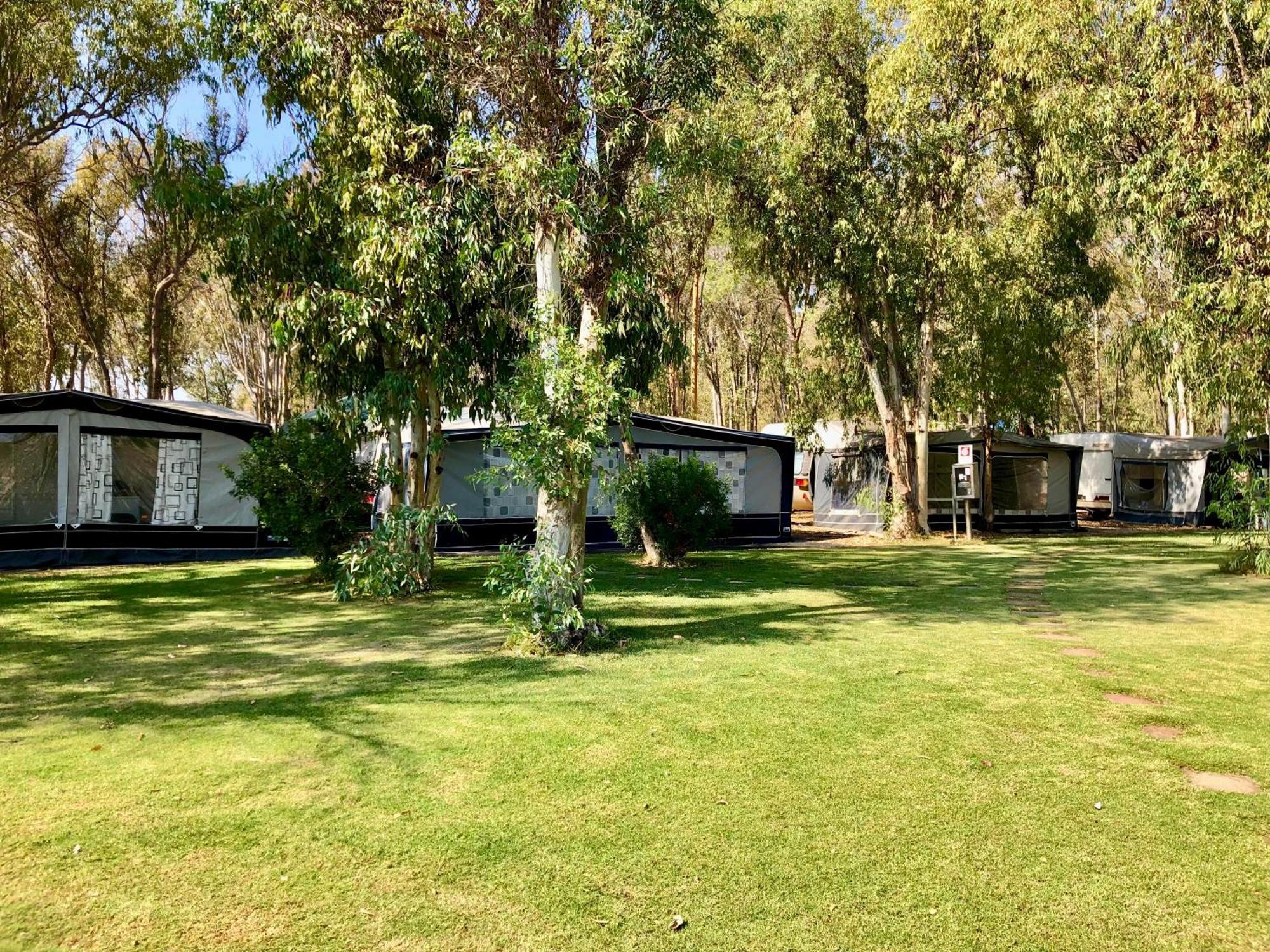 Camping Cala D'Ostia Pula Exterior photo